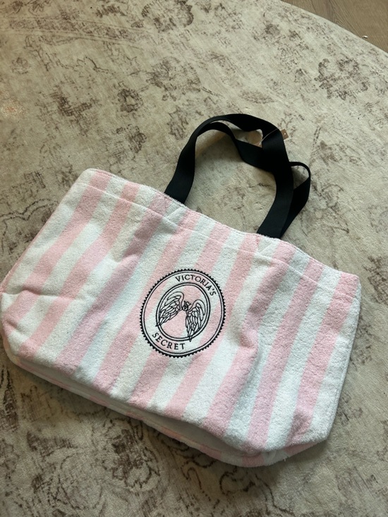 Victoria's Secret Handbags - Victoria's Secret Pink & White Striped Tote with Black Handles